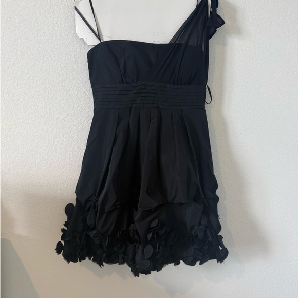 BCBG Elegant Black One-Shoulder Dress - Picture 1 of 3